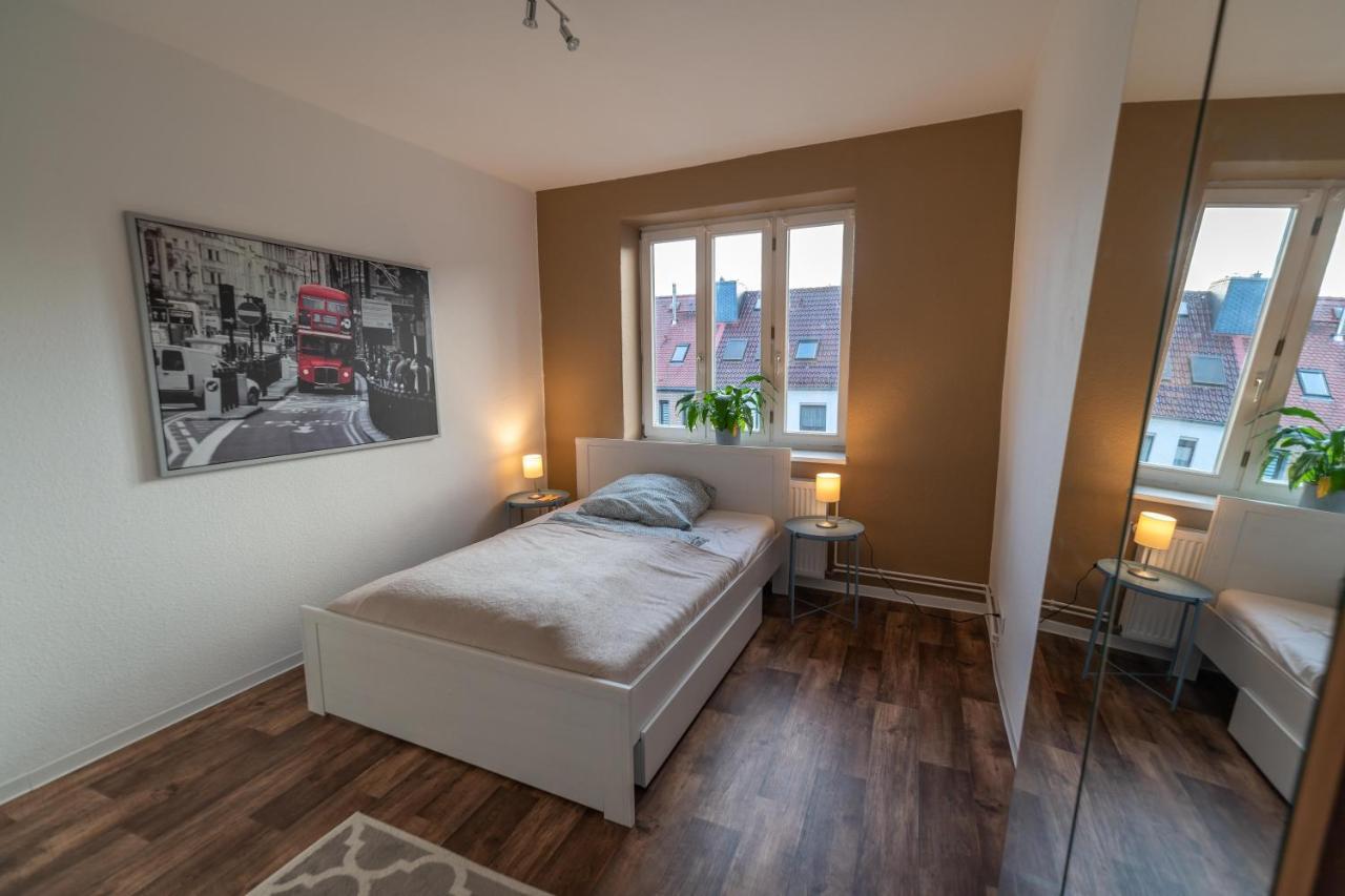 Gemütliche 2-R Wohnung - Netflix&Küche - Zentral Magdeburgo Exterior foto